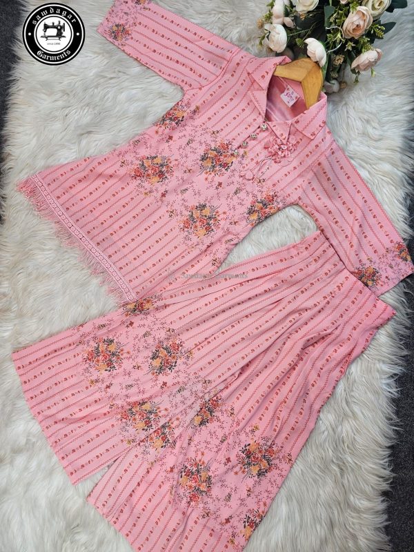 Young Divas western set